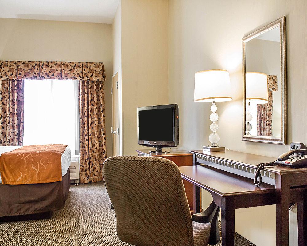 Holiday Inn - Cheshire - Southington By Ihg Exteriér fotografie
